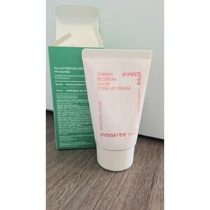 INNISFREE Jeju Cherry Blossom Glow Tone-up Cream (Skin-Fit) 50ml